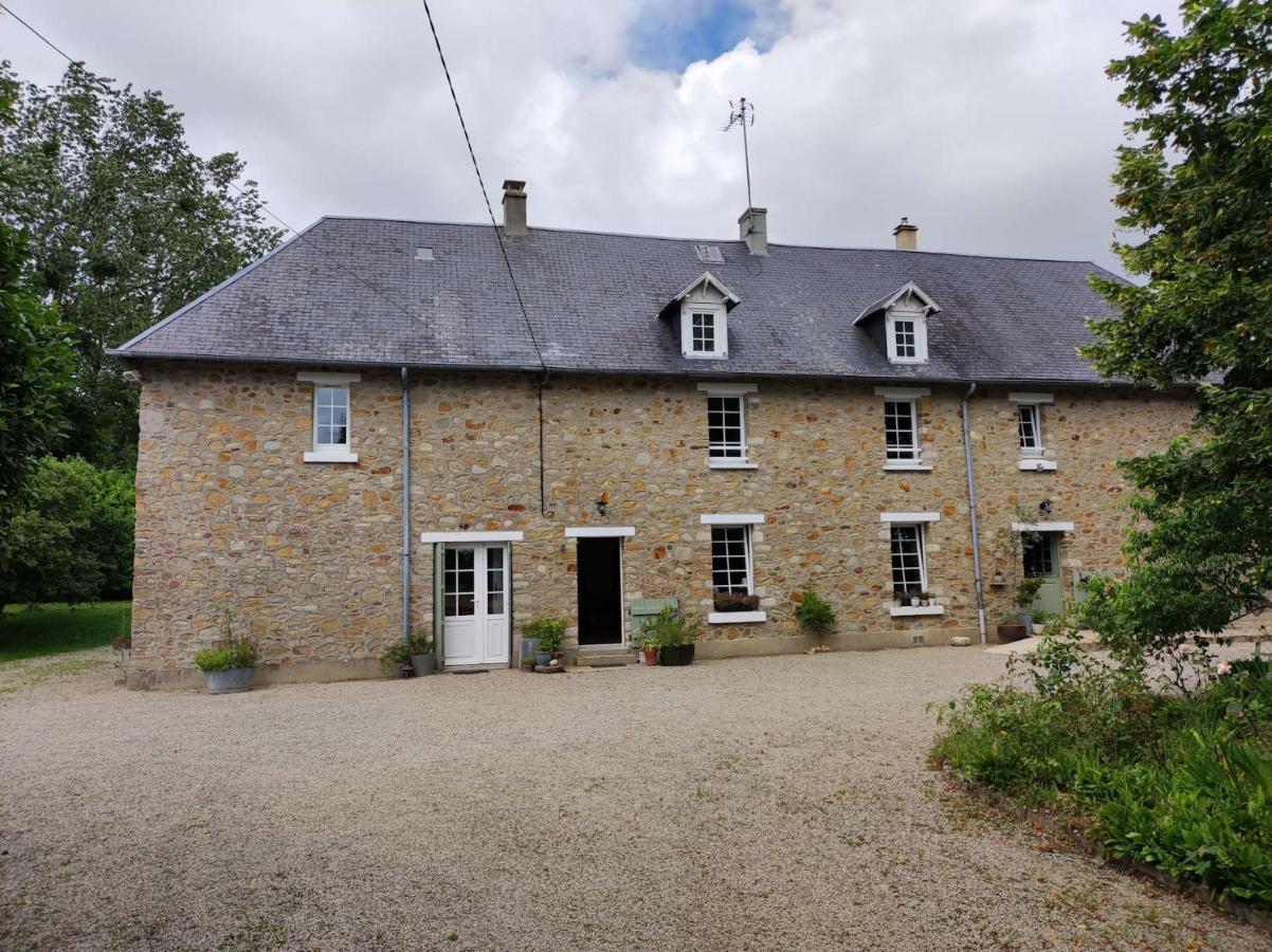 La Maison Des Tilleuls Saint-Germain-Sur-Seves Exterior foto